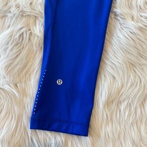 Royal blue Lululemon Wunder Under line capri. Size 6. New, no tags.